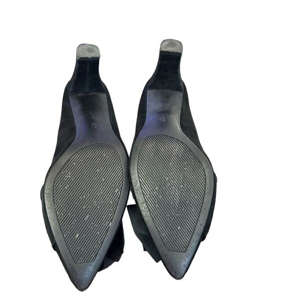 Vaneli Women's Black Suede Bow Pointed Toe Heels Size 8 Formal Pumps - Picture 8 of 10